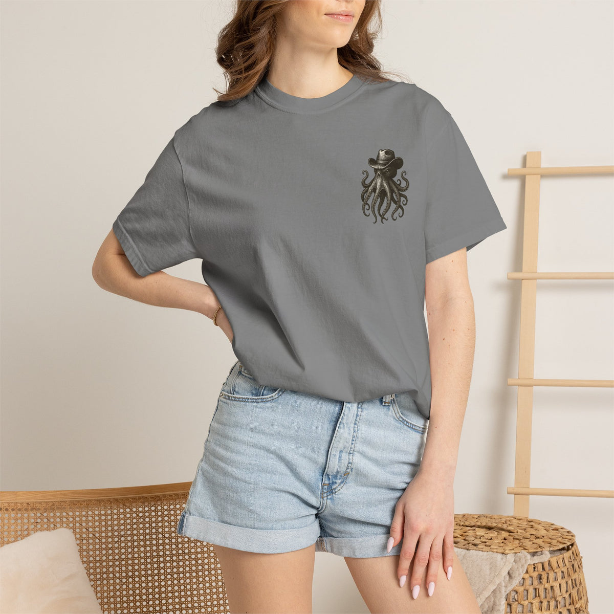 Leon the Octopus cocktail Unisex Garment-Dyed T-shirt